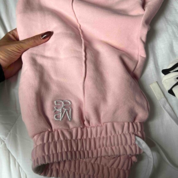 MISSGUIDED  WIde Leg Sweatpants With Drawstrings and Pockets Medium BNWT - Picture 2 of 5